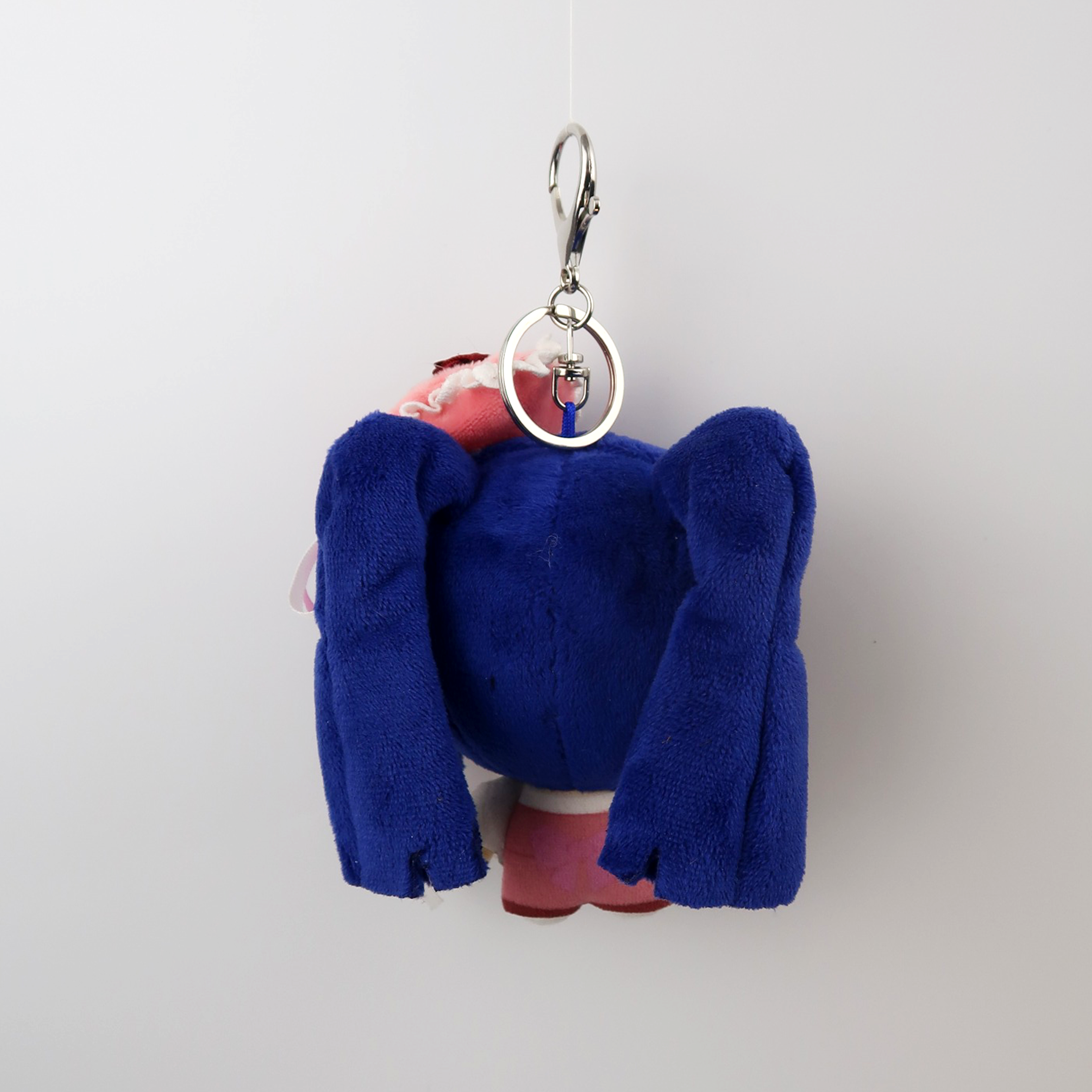 The detective keychain plush PREORDER